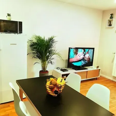 Chaleureuse Maisonnette Lyon *